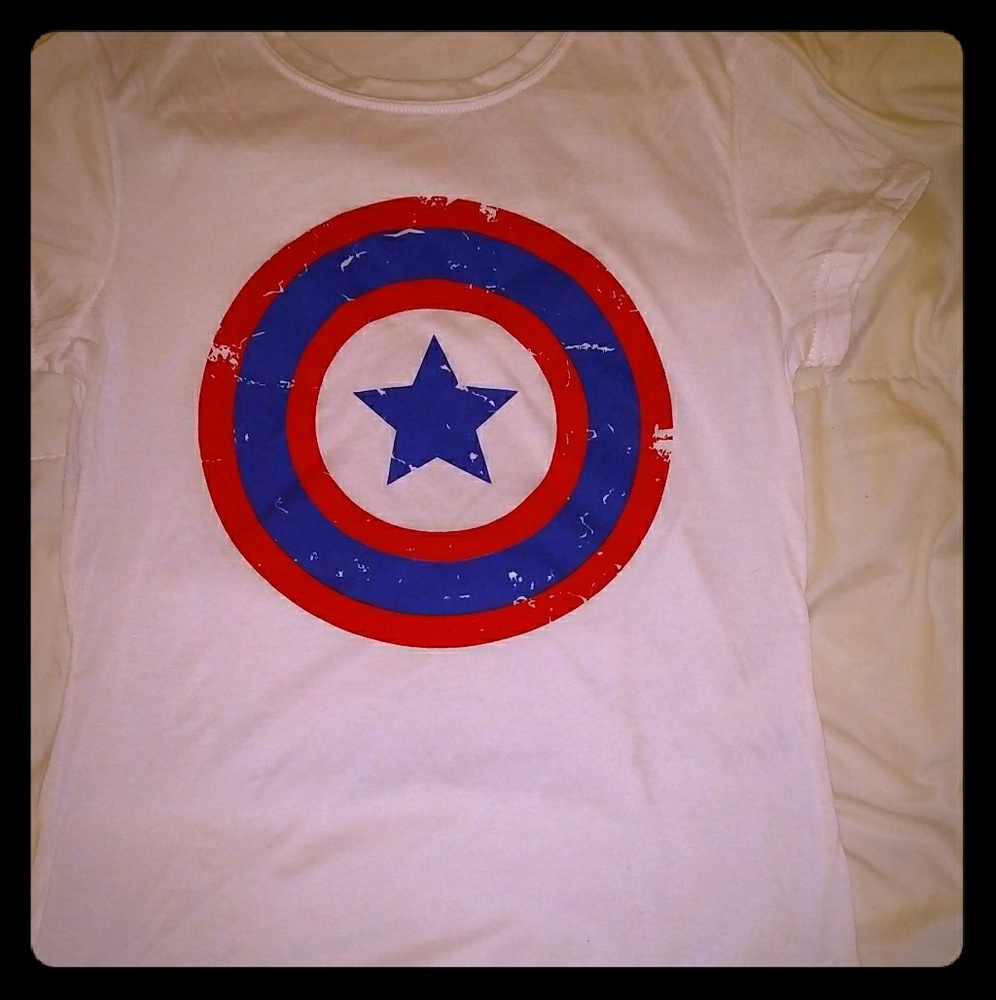 Captain America T-shirt